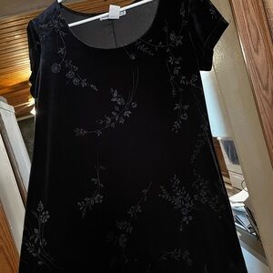 Black Floral Velvet Dress